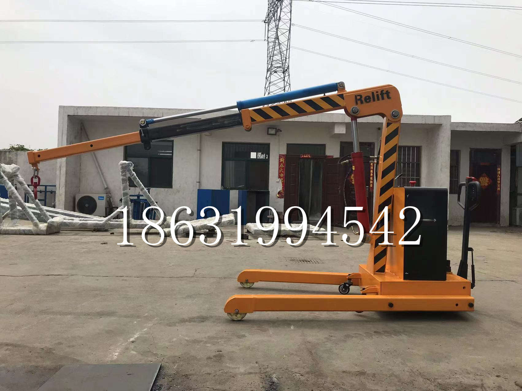 万里区久征定做3吨三轮随车吊 农用园林绿化移树吊 平板工程用小吊机